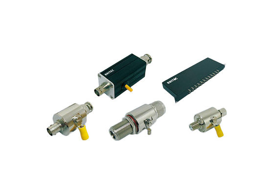 50 incavo basso di surriscaldamento astuto del consumo BNC di protezione del protettore di impulso del fulmine di Ω