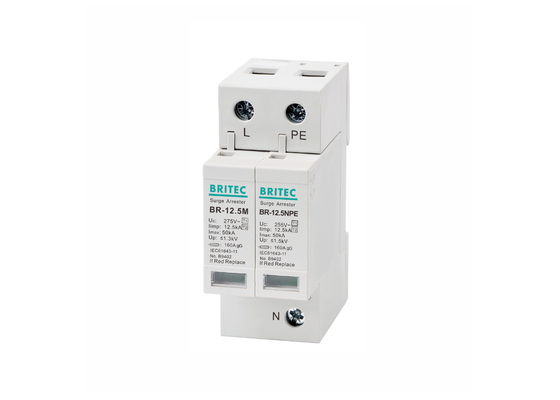 Classifichi protettore di impulso del fulmine di C + di B parascintille dell'impulso di fulmine di NPE + di 1P 275V